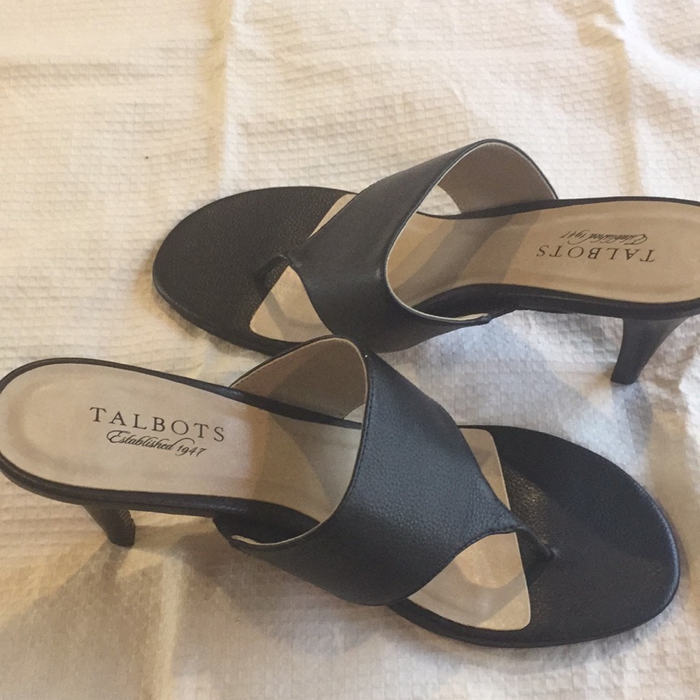 Talbots leather Sandal.   9M. NIB